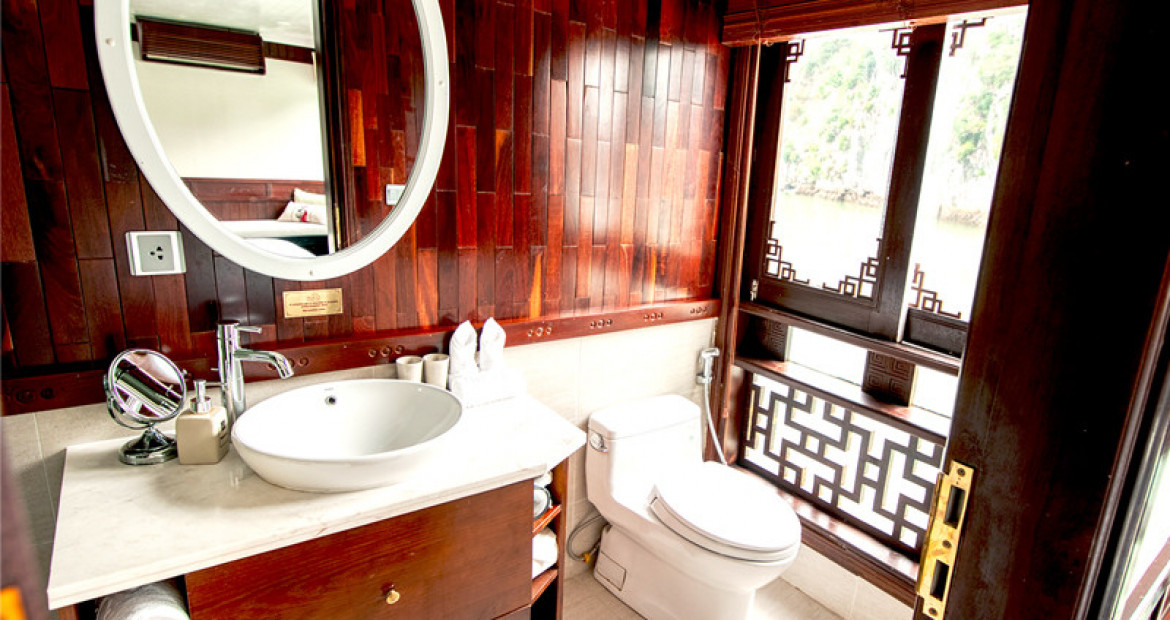 Bathroom-grand-Deluxe-Cabin-The-Au-Co-Luxury-Cruise-Halong-Bay.jpg